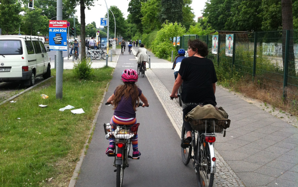 Mum+Kid-Footpath copy